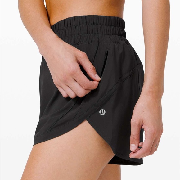 🍋Lululemon Track That High-Rise Short 5” Lined in Black - Picture 8 of 14